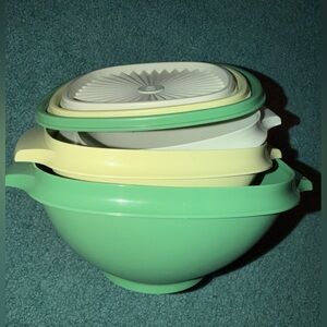 Tupperware Servalier Container Lot